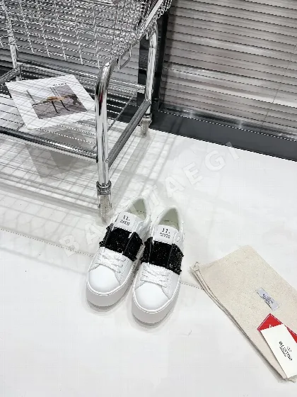 발렌티노 플랫폼 스터드 캐주얼 슈즈 화이트 신발 24565