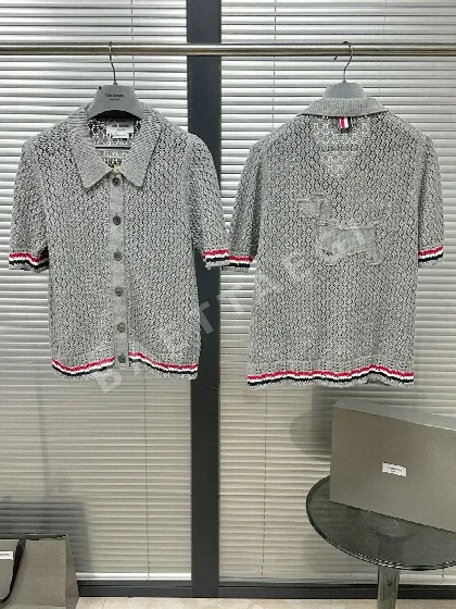 톰브라운 메시 라운드넥 반팔 티셔츠 126342