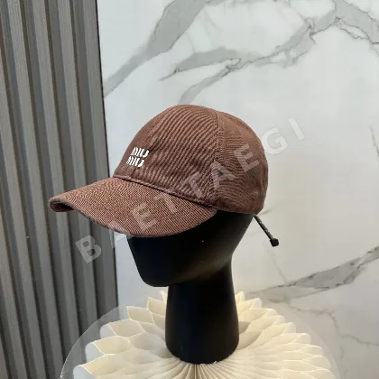 미우미우 컬러풀 드로스트링 캡 120357