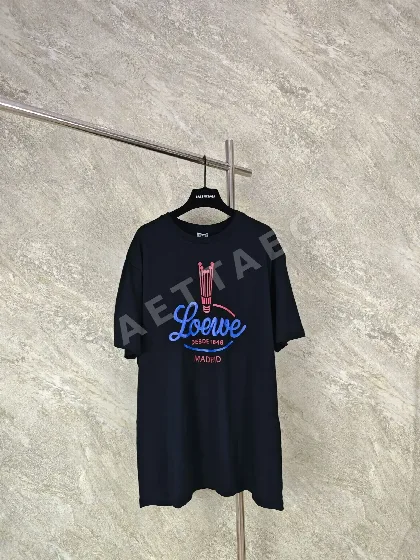 로에베 크라운 플리츠 크루넥 남성 반팔 티셔츠 48453