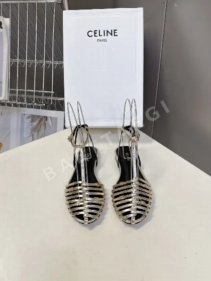 셀린느 로마 스타일 꼬임 클로즈드 토 샌들 98515