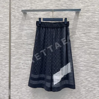 루이비통 여성 스커트