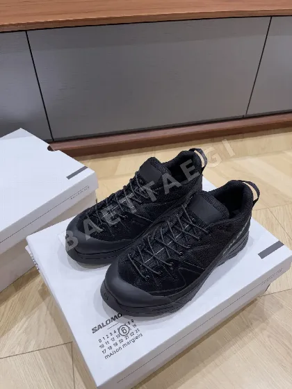 살로몬 신발 74852