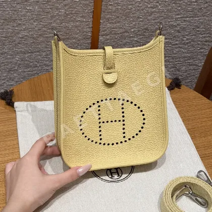 에르메스 미니 에블린 가방 144344
