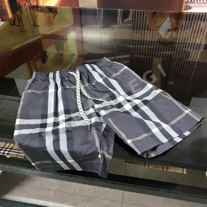 버버리 클래식 체크 메시 반바지 136792