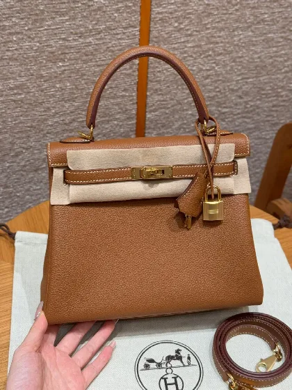 에르메스 켈리백 25 골드 하드웨어 18383
