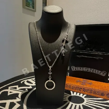 크롬하츠 라운드 크로스 펜던트 목걸이 124846