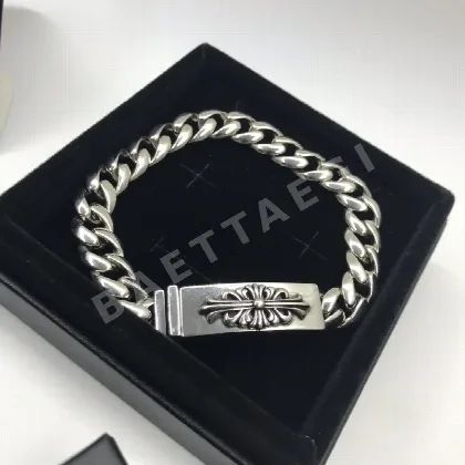 크롬하츠 스무스 크로스 플라워 팔찌 61472