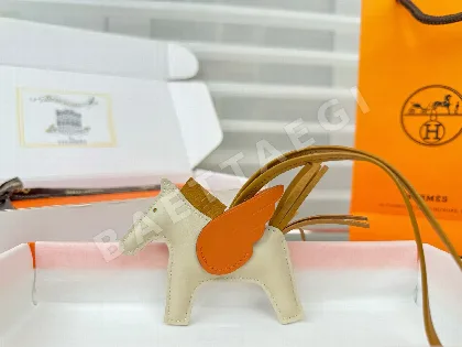 에르메스 포니 램스킨 키링 124315