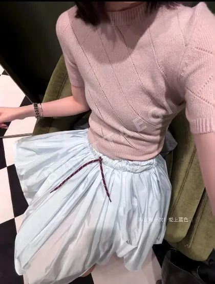 프라다 라이트블루 신축성 허리밴드 미디 스커트 114824