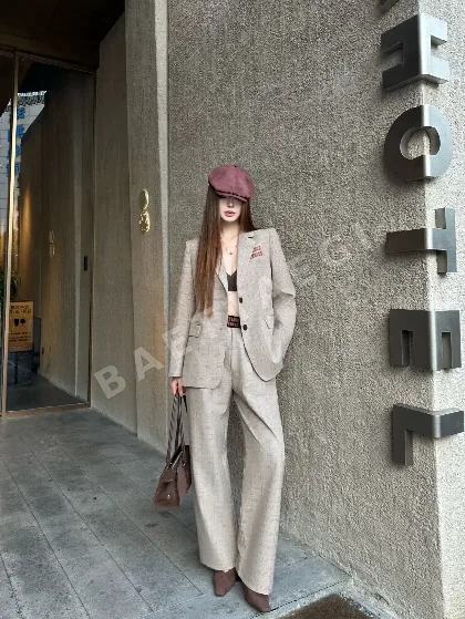 미우미우 심플 디자인 수트 자켓 157123