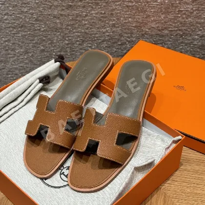 에르메스 오란 슬리퍼 117433