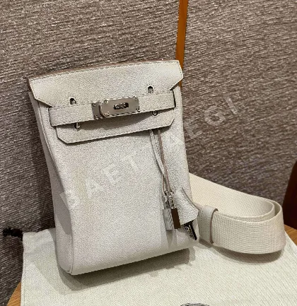 에르메스 핵 아 도 밀키 그레이 토고 가죽 백팩 166714