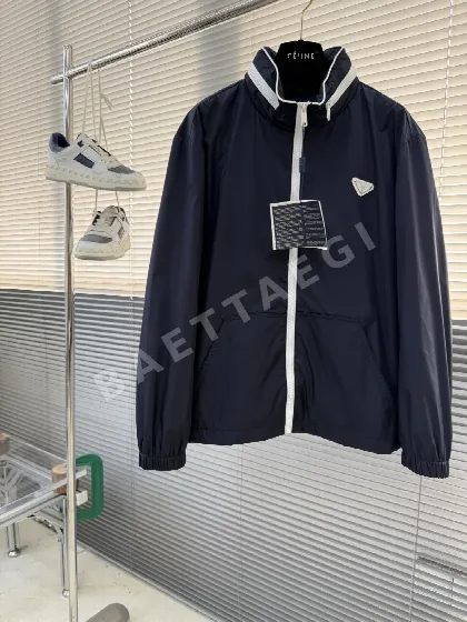 프라다 카라 자켓 남성용