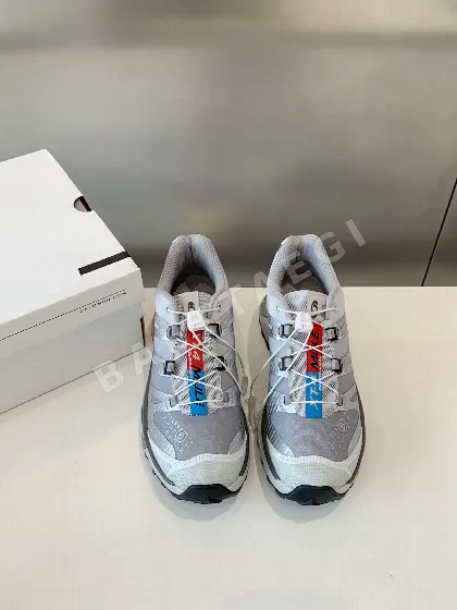 살로몬 소가죽 메시 어퍼 캐주얼 신발 74856