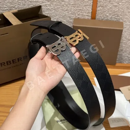 버버리 TB 버클 카프스킨 체크 가죽 벨트 180726
