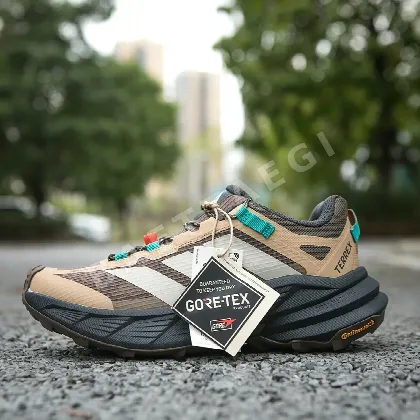 아디다스 Terrex X Free Hiker GTX 등산화 신발 83714