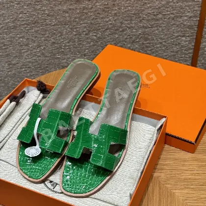 에르메스 오란 악어가죽 샌달 117528