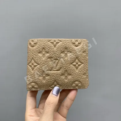 루이비통 L'Original 살구색 소가죽 숏월렛 지갑 M13890