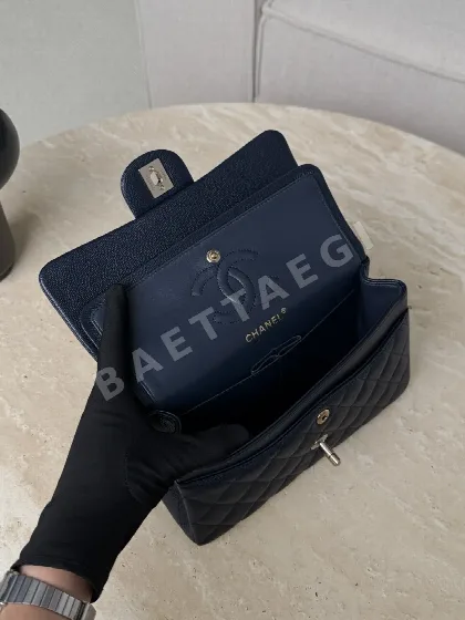 샤넬 캐비어 오션 블루 연금장 가방 33078