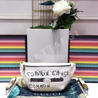 구찌 코코 카피탄 레터 프린트 웨이스트백 138027