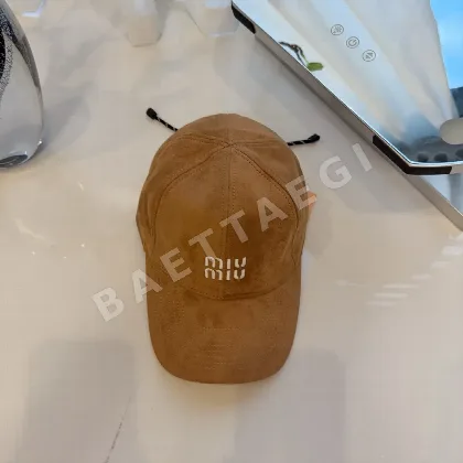 미우미우 스웨이드 드로스트링 야구모자 80887