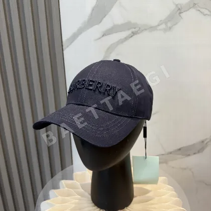 버버리 자수 베이스볼 캡 81920
