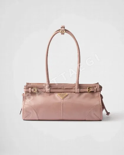 프라다 라스 소프트 오일드 레더 미디엄 핸드백 136590