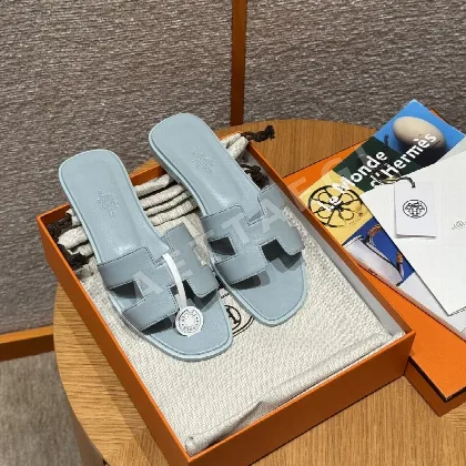 에르메스 오란 샌들 글레이셔블루 램스킨 H 컷아웃 164789