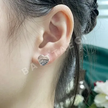 티파니 925 스털링 실버 진주 하트 스터드 귀걸이 71193
