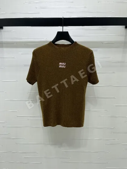 미우미우 울 혼방 세로 리브 니트 반팔 탑 52844