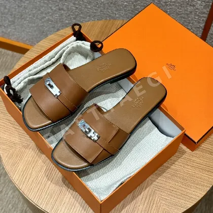 에르메스 줄리아 샌들 8499