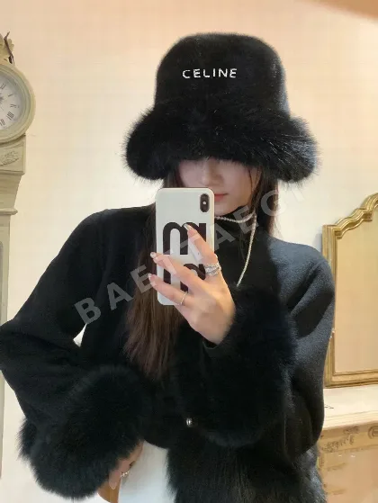 셀린느 밍크 플리스 버킷 햇 83476