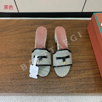 로로피아나 컬러 블록 미드힐 뮬 147240