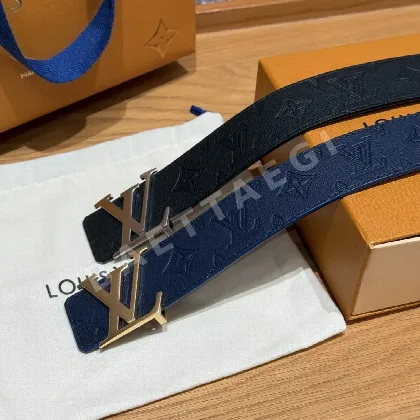 루이비통 이니셜 펄 40mm 양면 가죽 벨트 172678