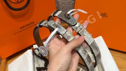 에르메스 켈리 히말라야 크로커다일 벨트 176537