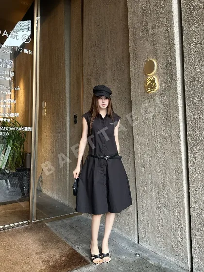 프라다 카라 민소매 벨트 원피스 127854