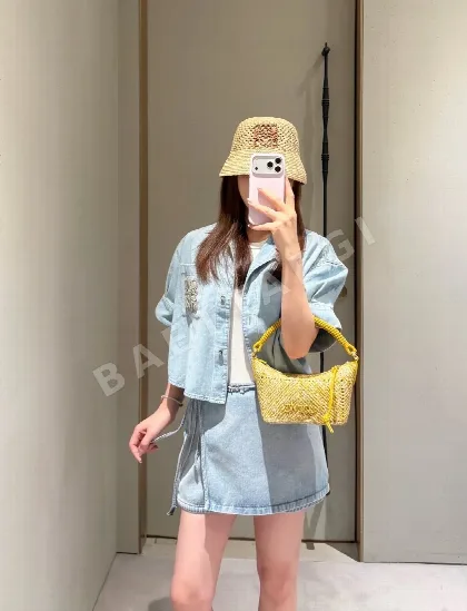 로에베 이비사 컬러 블록 자수 데님 반소매 셔츠 96705