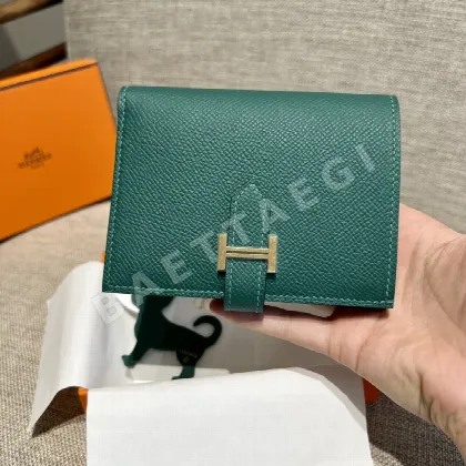 에르메스 엡솜 야자 프린트 벨벳 그린 지갑 23368