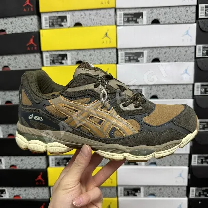 아식스 [CZ] 젤 NYC 1203A477-200 200257 Asics Gel-NYC Brown Storm Tan Presidio