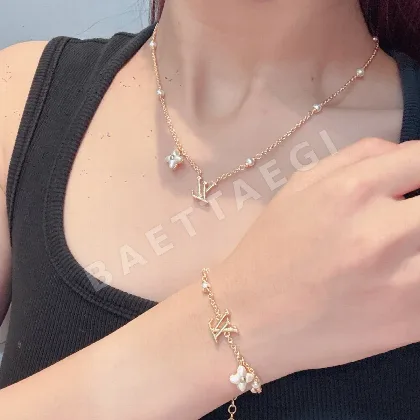 루이비통 목걸이 135220