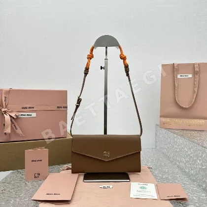 미우미우 플랩 캔버스 숄더백 68229