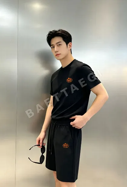 프라다 남성 반팔 티셔츠 143259