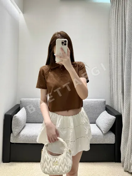 생로랑 여성 반팔 피케 코튼 카라 티셔츠 138647