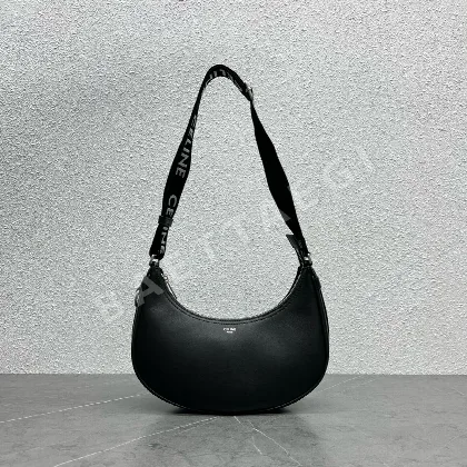 셀린느 언더암 캔버스 숄더백 100632