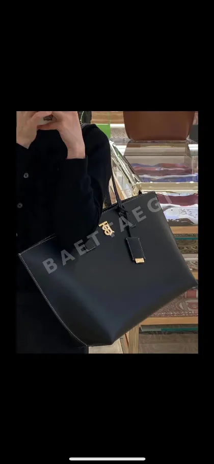 버버리 TB 토트백 40180
