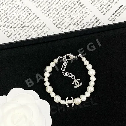 샤넬 실버 더블 C 진주 팔찌 68821