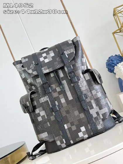 루이비통 M14952 블랙 백팩 미디엄