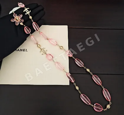 샤넬 핑크 수지 올리브 비즈 목걸이 69163