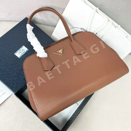 프라다 보라색 카프스킨 미디엄 토트백 1BG606